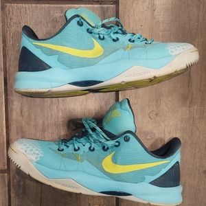Nike kobe venomen 4